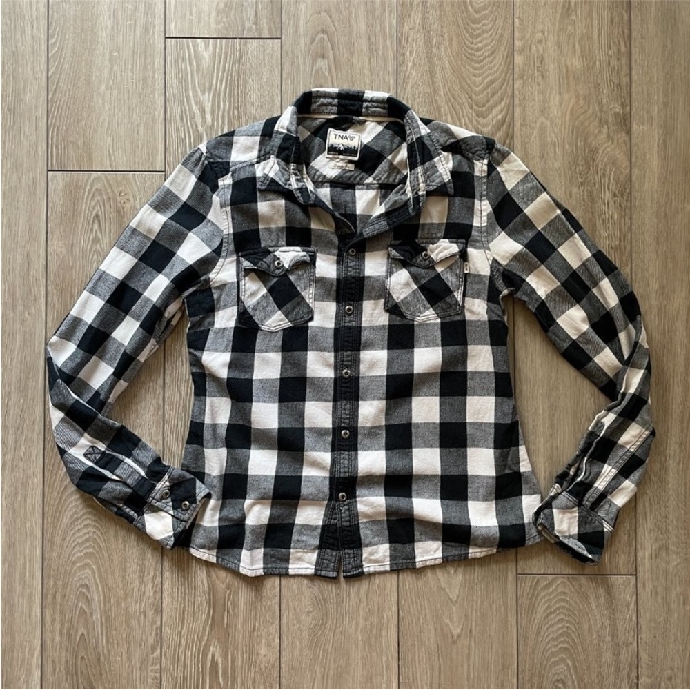 Aritzia / TNA classic fit plaid flannel shirt